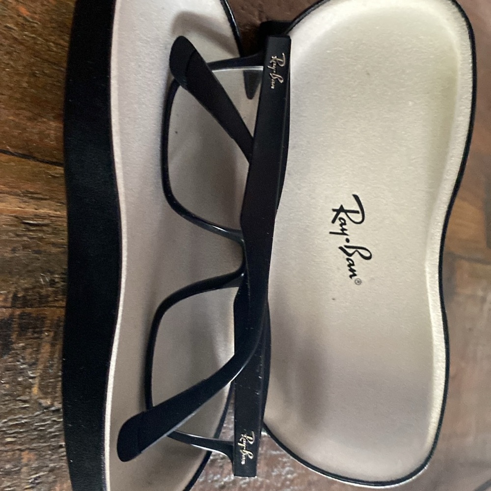 Ray-Ban Black Eyeglasses with Case - Picture 2 of 6